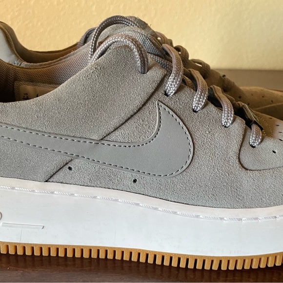 Nike Air Force 1 Sage Low Cool Gray White - Picture 2 of 6